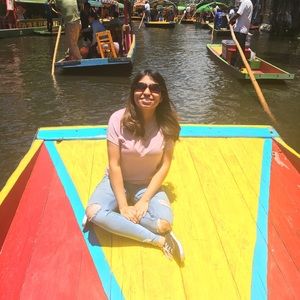 Meet your Posher, Jennifer